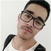 Sou um professor no ultimo período do curso de licenciatura matemática, acredito no ensino da disciplina de forma leve e que ajude na construção do aprendizado do aluno de forma branda e leve, tenho o desejo de desmistificar as dificuldades da matemática