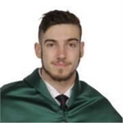 Profesor titulado educación infantil, con una amplia trayectoria educativa y experiencia en cuidado de niños.