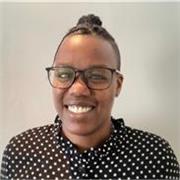 Native English speaker with 8 years of experience offering private English lessons to young learners and adults online.