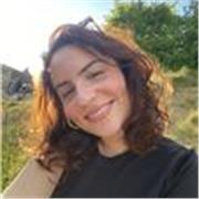 Hola! Em dic Yaiza i ofereixo classes particulars d’anglès. Fa 4 anys que dono classes per a estudiants de totes les edats.😊
