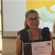 I am a qualified teacher with experience of tutoring. I can give private lessons tailored to your level and learning needs