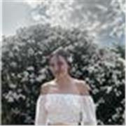 Me defino como una persona responsable, paciente y organizada.
Puedo dar clases a alumnos de primaria y preescolar 
