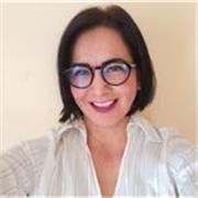profesora con mucha experiencia en clases de matemáticas en distintos niveles