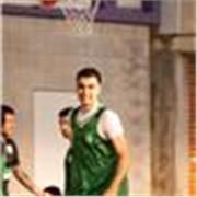 Profesor de diferentes asignaturas, tanto Secundaria como Primaria, cercano y con experiencia como monitor y entrenador. 