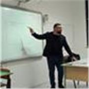 Impartisco lezioni e ripetizioni in presenza relative a Laurea triennale in Economia e Management del turismo UniOlbia e Diploma di Ragioneria in Marketing e Finanza o similare. Svolgo il ruolo di Relatore in tema di educazione finanziaria e risparmio in 