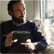 Arteterapeuta gestalt y facilitador de procesos creativos. Historiador del arte y educador artístico para la inclusión social. 