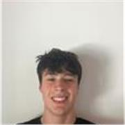 Doy clases de historia, geografía e historia del arte, soy estudiante de historia en la UCM, C1 en inglés, 2 años de experiencia