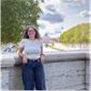 Laureta in Scienze e Tecnologie, offre lezioni di biologia per ragazzi e perché no anche per adulti