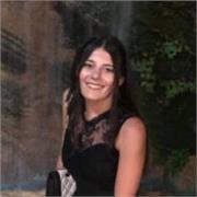 Laureata in controllo qualità e diplomata in chimica, materiali e biotecnologie