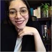 Maestra de español y literatura con experiencia de 9 años en clases presenciales y remotas, con niños y adolescentes