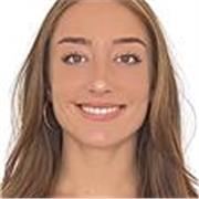 Profesora de clases de inglés online con titulación C1 de Cambridge