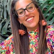 Piacere mi chiamo Marianna sono una neolaureata ,mi reputo una ragazza solare , sociale e paziente offro lezioni di lingua italiana in Smart working anche agli stranieri