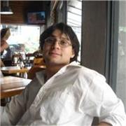 profesor especializado en Diseño Web y UX/UI, mi objetivo es ayudarte a crear experiencias digitales impactantes, funcionales y ce