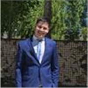 Tutor de Humanidades (Filosofía/Teología) especializado en 1º de Bachillerato y Bachillerato Internacional. Ayudo a subir tu nota 