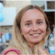 Hey there! I'm Emma, I'm an Author, Poet, Thought Partner, Mentor and Tutor (an all round entrepreneur).