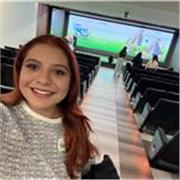 Maestra de apoyo en la materia de inglés , especializada en niños y adolescentes