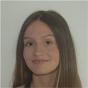 Estudiante ofrece clases de refuerzo a alumnos de primaria y ESO, ayuda con deberes y preparación de exámenes.