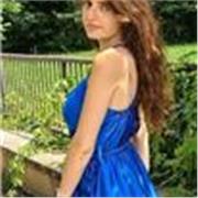 Laurenda in Scienze Infermieristiche con diploma al liceo Classico Massimo D'Azeglio impartisce lezioni di materie umanistiche per elementari,medie,liceo e matematica per le elementari