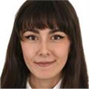 Responsable, paciente y creativa; cuidado y apoyo escolar