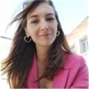 Profesora de ruso para los adolescentes y adultos 