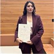 Laureata triennale in Economia e Finanza disponibile nell'aiuto compiti e in lezioni private su determinate materie. 
