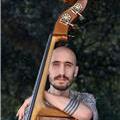 Profesor titulado de bajo, contrabajo, armonía, lenguaje musical con mas de 20 años de experiencia