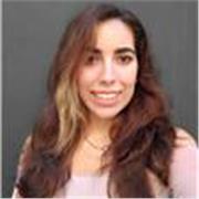 Soy profesora de historia y geografía especialista en historia del arte y he dado clases en todos los niveles educativos.