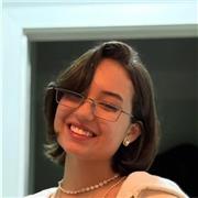 Professora de matemática on-line com experiência em monitoria estudantil e ensino voluntário para crianças e adolescentes