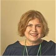 Insegnante di Italiano con specializzazione sul Sostegno si offre anche per aiutare nei compiti domestici fino alle Medie 