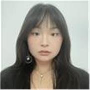 Award-winning online art tutor helping students up to A-Level master techniques, build confidence, and develop strong portfolios.