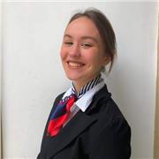 Estudiante de inglés imparte clases a niños hasta 15 años