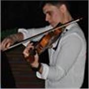 Laureato in violino moderno al conservatorio Maderna di Cesena offro lezioni di violino per la crescita musicale e professionale