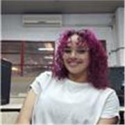 Busco alumnos que quieran aprender, Profesora de Español