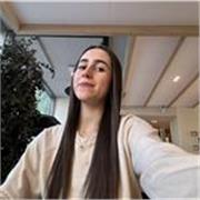 Profesora de lengua y litertura castellanas, busco dar clases a gente que necesite refuerzo, tanto de primaria como de ESO