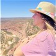 Profesora bilingue espanol-ingles con dominio tambien del frances y el italiano, en viaje constante por el mundo