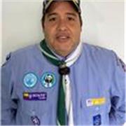 Profesor didáctico de apoyo con pedagogía en la enseñanza