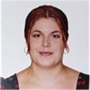 Profesora de diferentes lenguas, a gente de todas las edades 