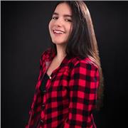 Profesora de Inglés énfasis en conversación y storytelling