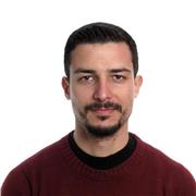 Ingegnere civile impartisce lezioni di materie scientifiche