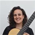 Profesora de guitarra, lenguaje musical e iniciación al canto. imparto clases tanto presenciales como online