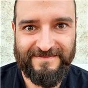 Infermiere offre ripetizioni di italiano, matematica, storia e geografia