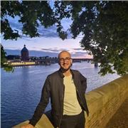 Étudiant à l'école Centrale de Lille dispensant des cours de maths, physique et svt !