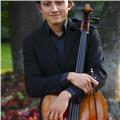 Egresado de ollin yoliztli imparte clases de música: piano, violoncello y teoría musical: solfeo, armonía, contrapunto, análisis