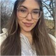 Soy educadora infantil, cuento con la titulación de Técnico Superior en Educación Infantil y tengo un nivel alto de inglés.