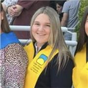 Soy una persona joven, responsable, formal, llena de energía y altamente motivada para integrarme en un equipo de trabajo, en el que aportar mi conocimiento y formación en un entorno real.