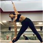 Insegnante diplomata 
Danza classica moderna e pilates barre