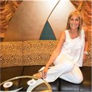 Maestra normal superior y docente de nivel secundario