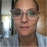 Lavoro come educatrice d sostegno presso le scuole primarie, mi offro come aiuto compiti in qualsiasi materia.