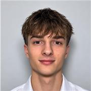 Estudiante de Farmacia, clases a niños de Primaria/ESO, materias de Matemáticas, Química, Biología, Inglés, Gallego, Castellano…
