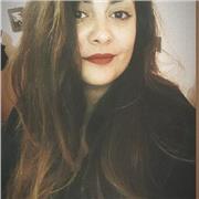 Insegnante con esperienza regressa con bambini e ragazzi